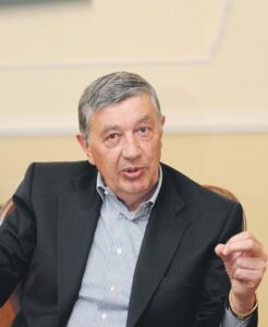 Радмановић: Предсједништво БиХ нема уставну надлежност за писање изјаве