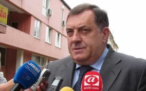 Додик: Српска најодговорније реаговала у санирању посљедица