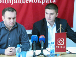 Видаковић: Смирити политичке тензије у Српској