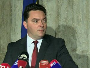 Кошарац: Политика СзП-а наноси Српској све већу штету