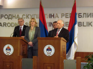 Влада Српске опредијељена за ванредно повећање пензија