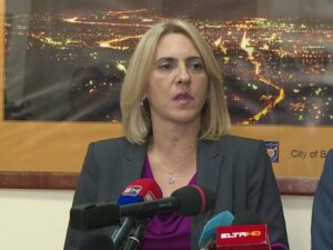 Цвијановић: Све планирано одлукама о задужењу