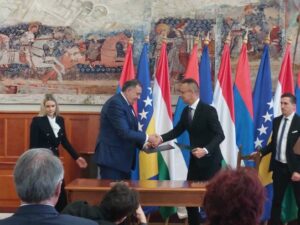 Додик и Сијарто потписали меморандум о разумијевању између Српске и Мађарске у области здравства